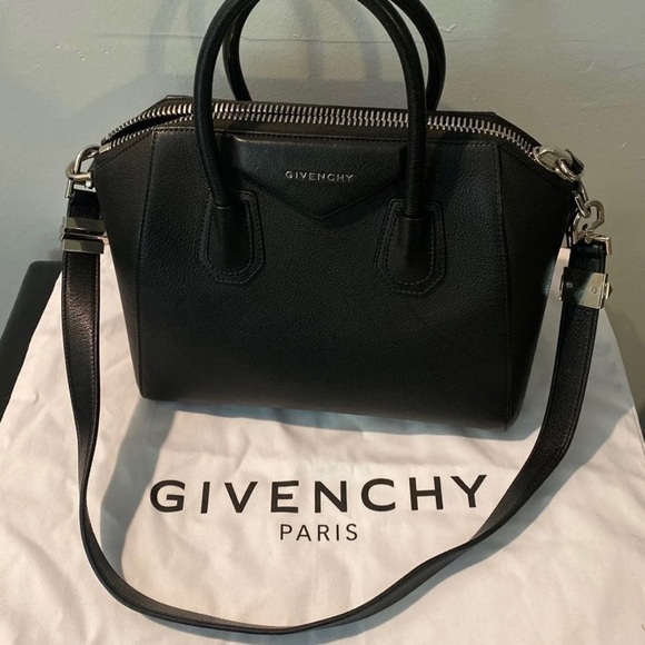 Givenchy Antigona Small - Picture 1 of 7